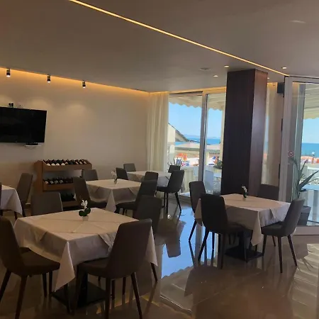 Maren 3* Durrës